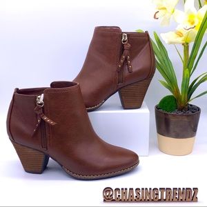 Dr. Scholls Women’s Whiskey Casey Ankle Boots Size 9.5 Brand New